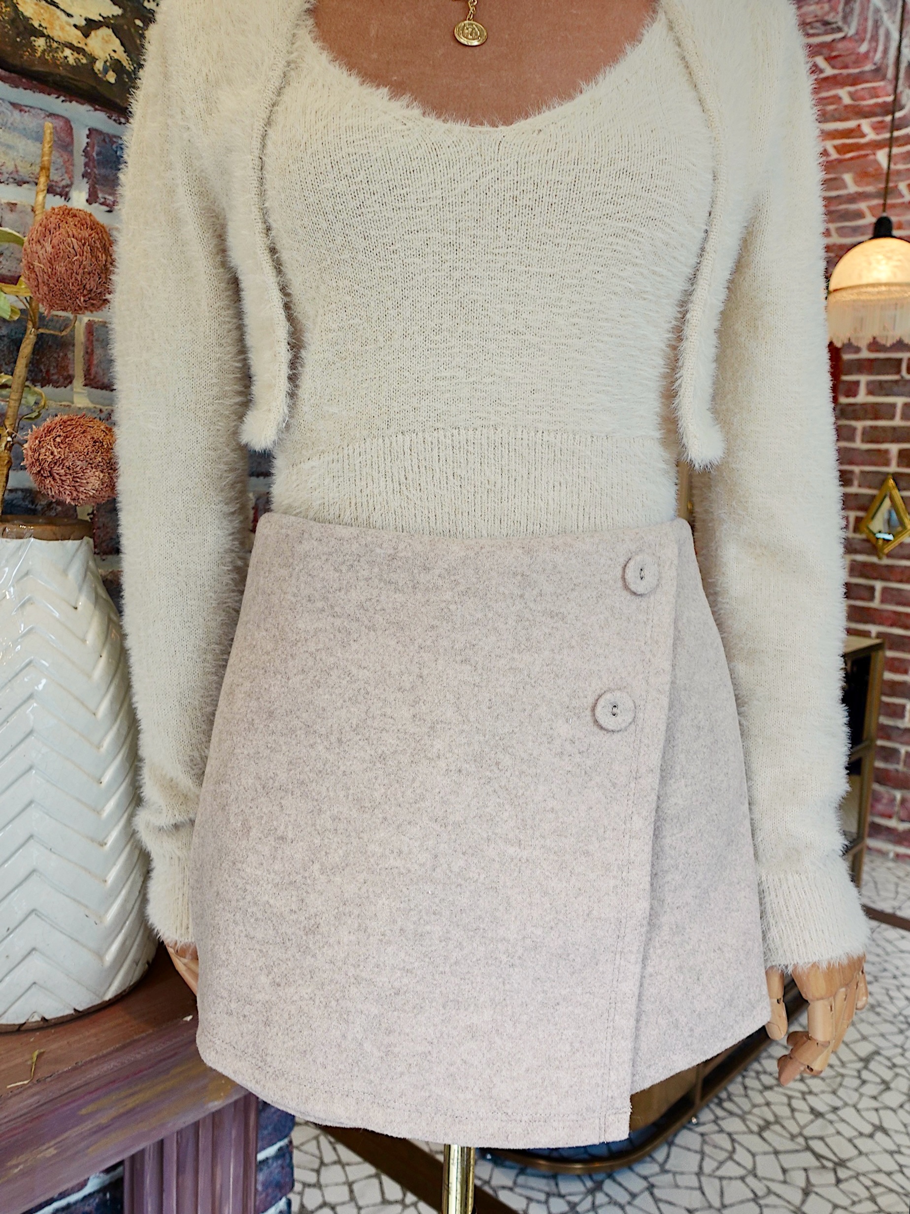 Oatmeal燕麥色羊毛混紡交叉短褲裙