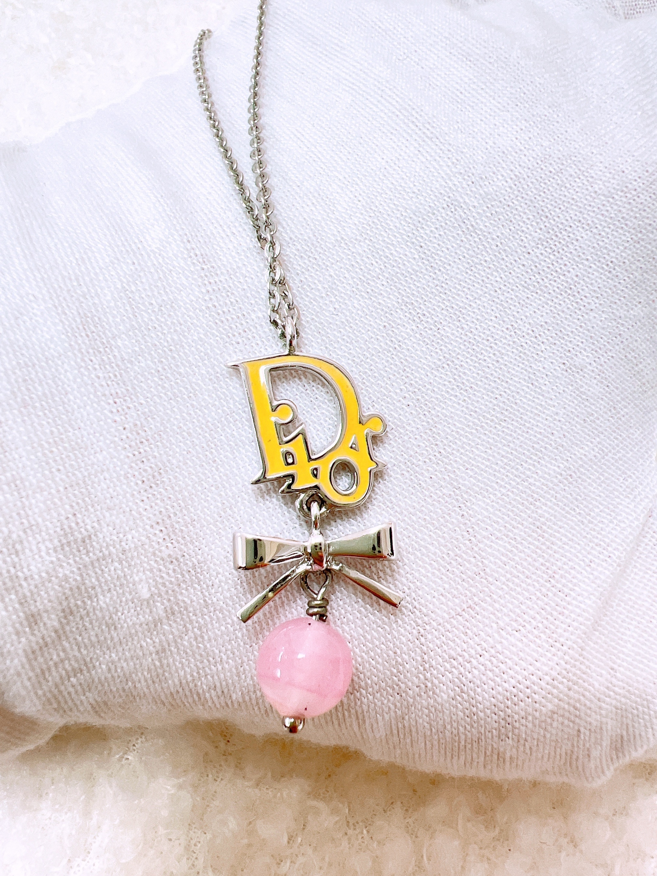 Dior ribbon necklace vintage