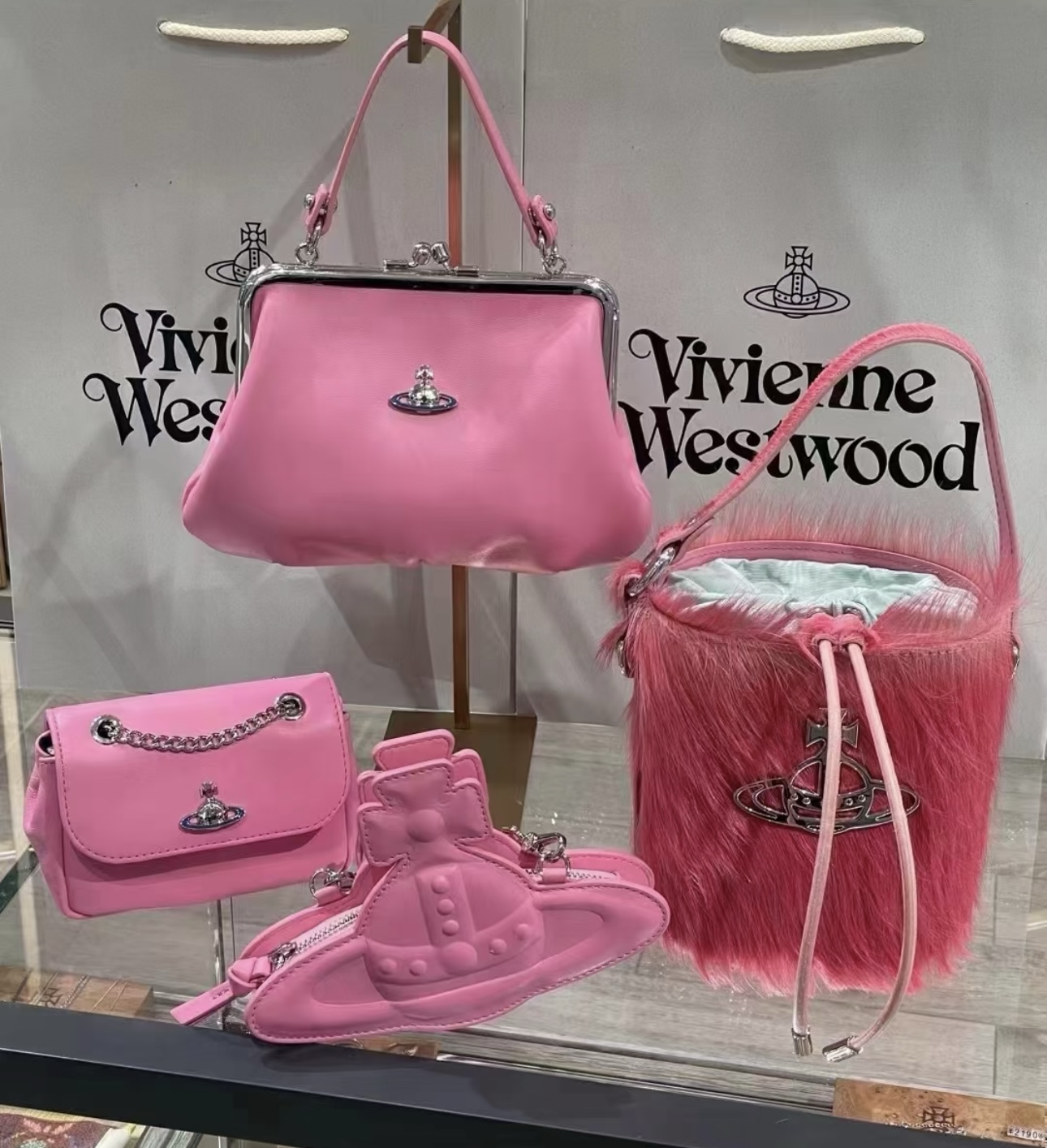 【直播】Vivienne Westwood LL110415  Granny Frame Purse 手提包(粉色)(4304008BU L001L)