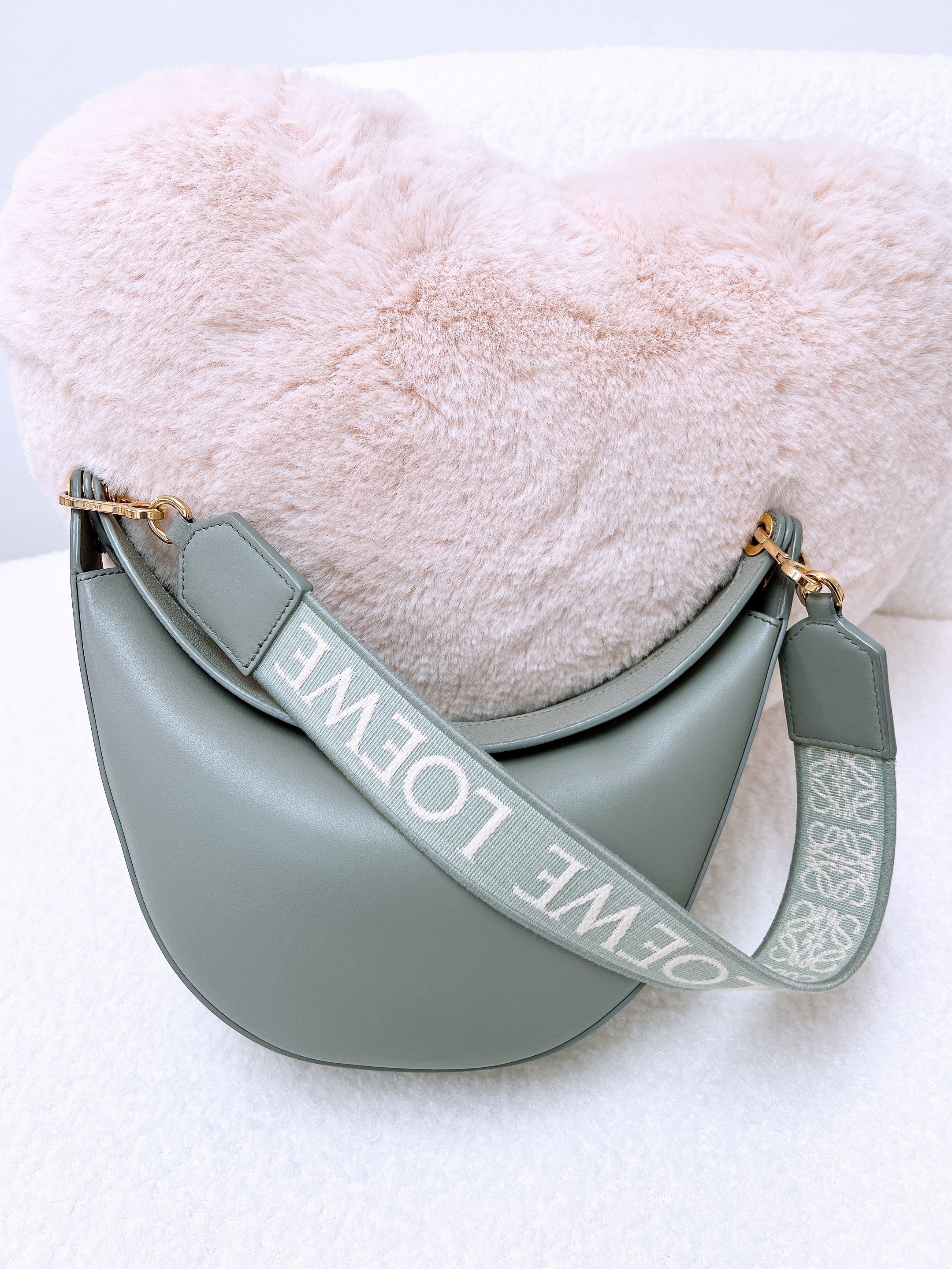 Loewe luna hobo small grey