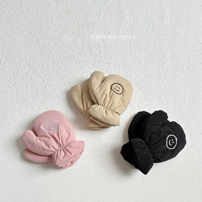 Vivid-I Padded Smiley Glove