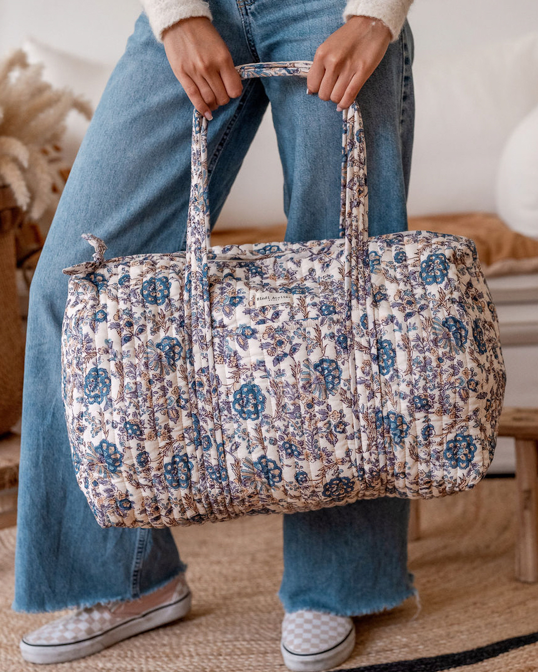 琪拉天際藍花鑲淡雅橘 | 週末包