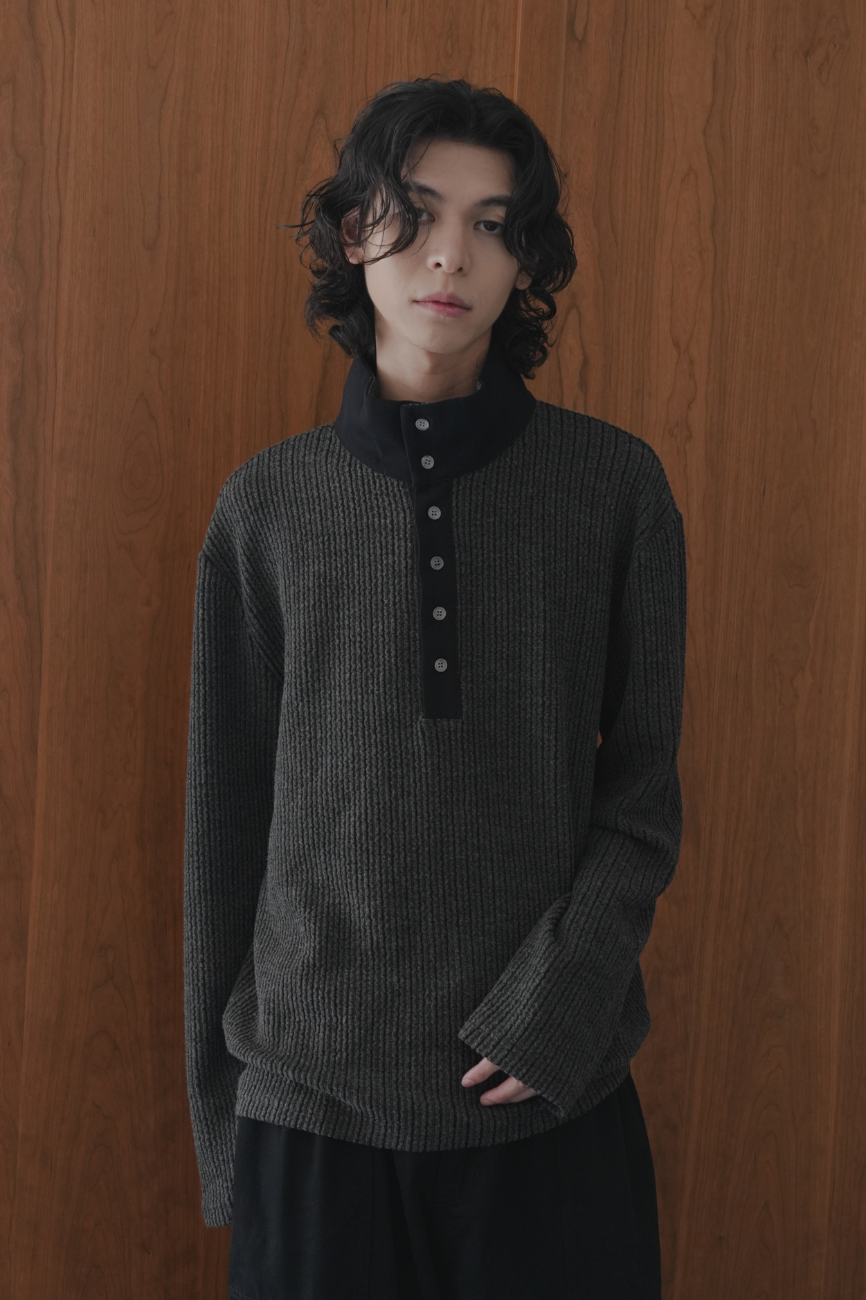 High Neck Half Placket Long Sleeve #上衣 （Ｌ售完不補）