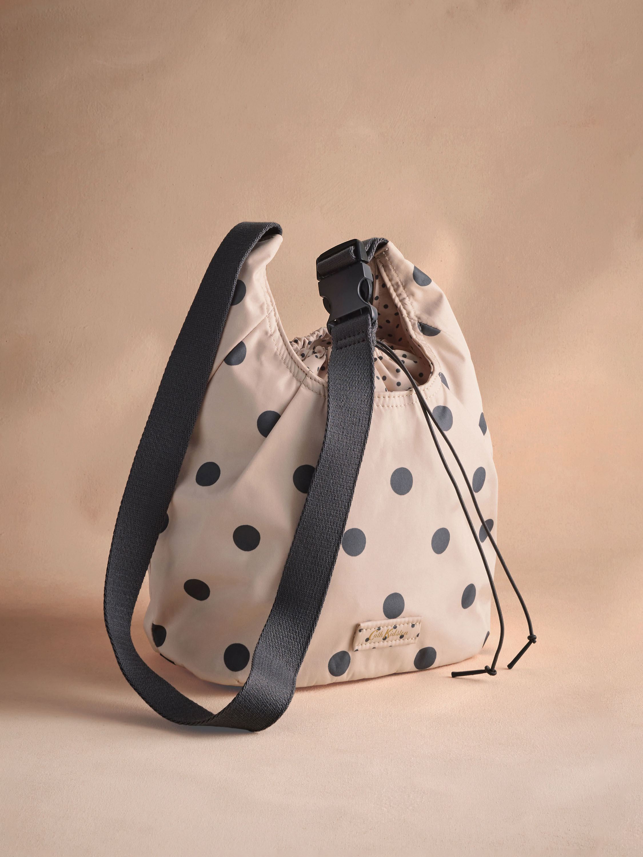 Pink Spot 中型斜背單肩包