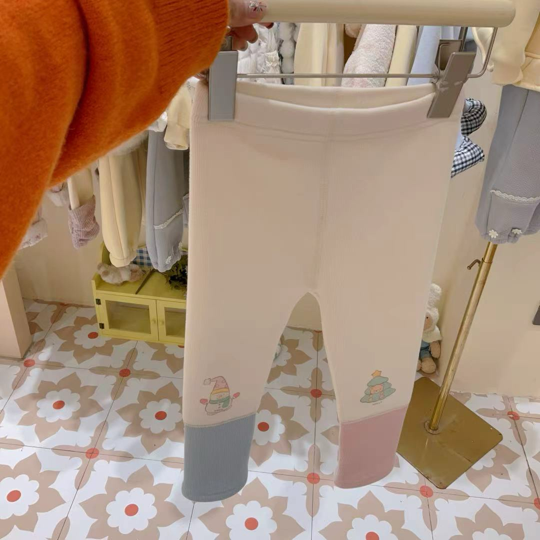 BYB10B030WE 熊熊聖誕樹與超萌雪人拼色Legging