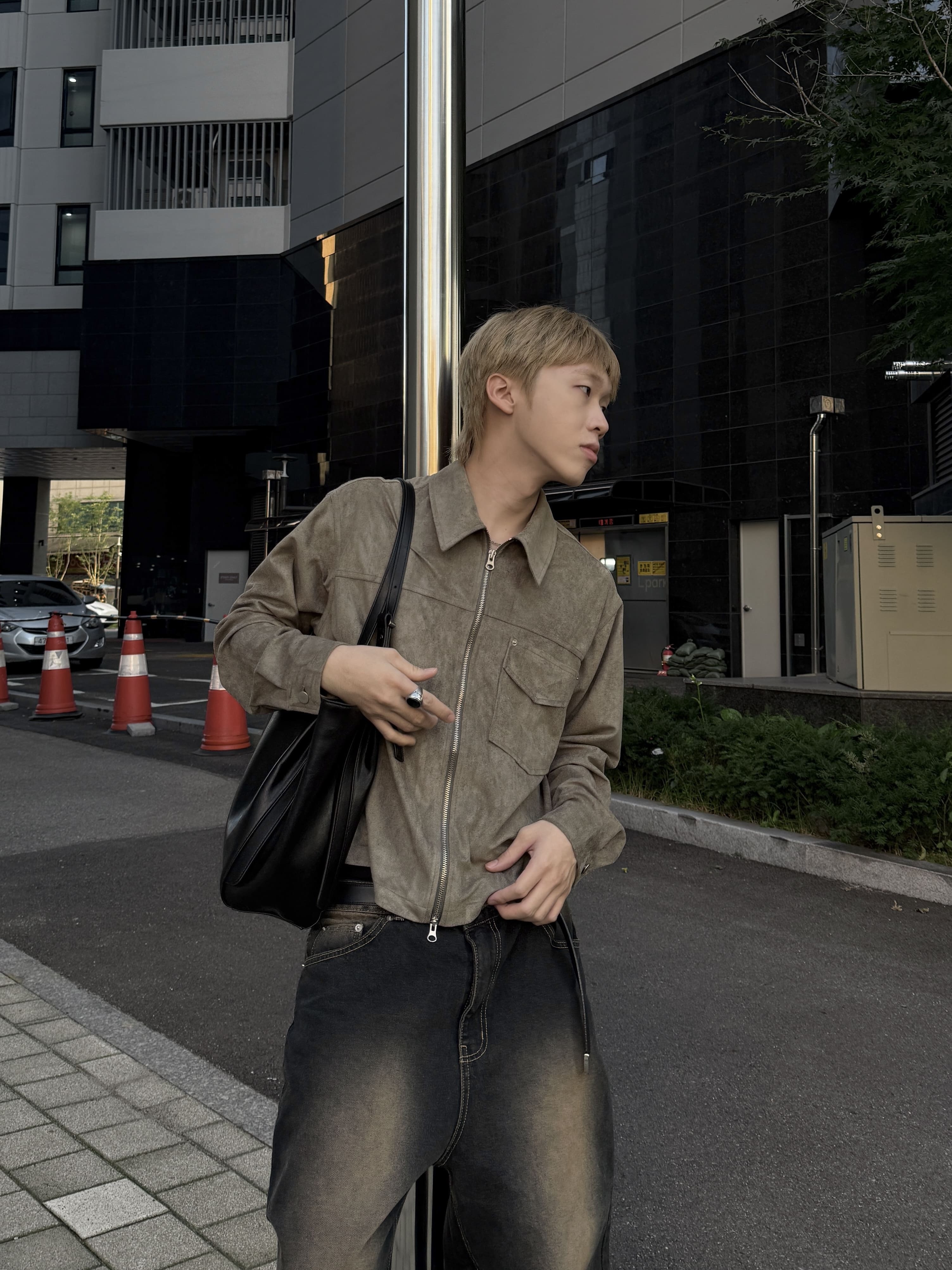 俐落簡約 短版 麂皮 襯衫 夾克（現貨）