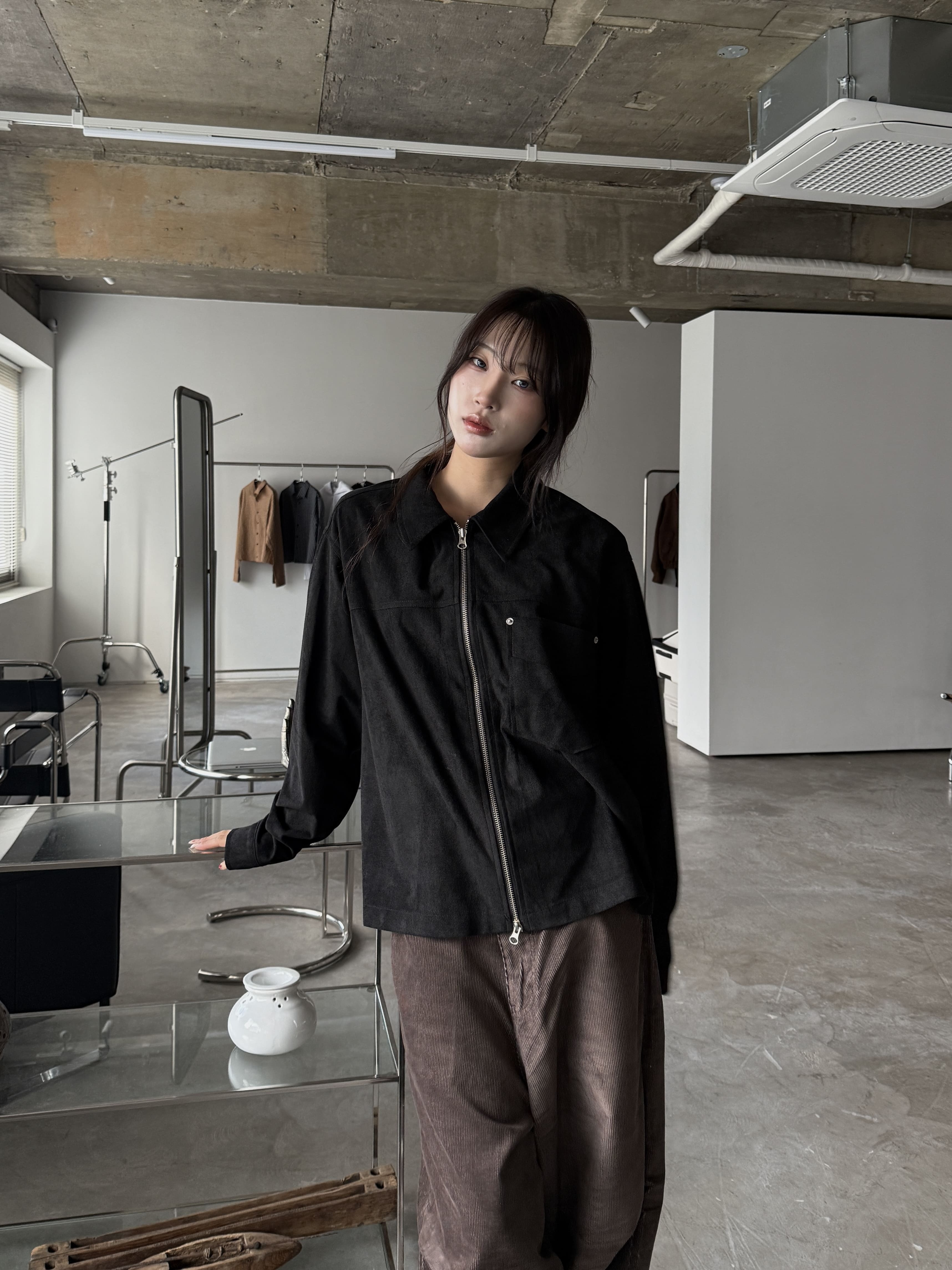 俐落簡約 短版 麂皮 襯衫 夾克（現貨）