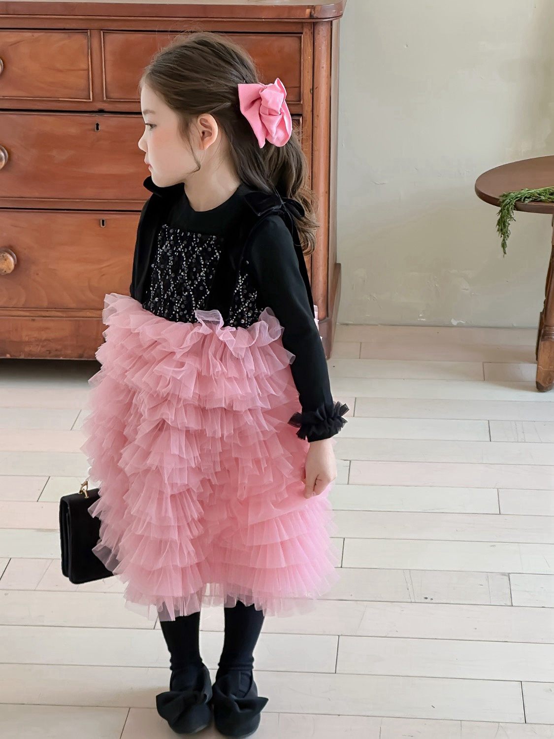 BYB11SE002BK 粉黑甜酷撞色閃鑽蓬蓬裙連打底套裝