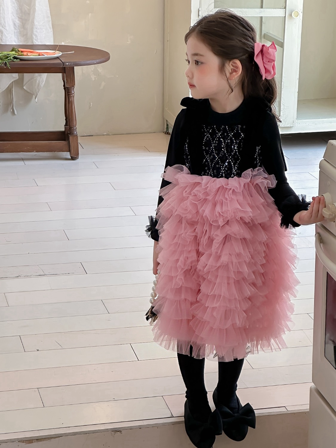 BYB11SE002BK 粉黑甜酷撞色閃鑽蓬蓬裙連打底套裝