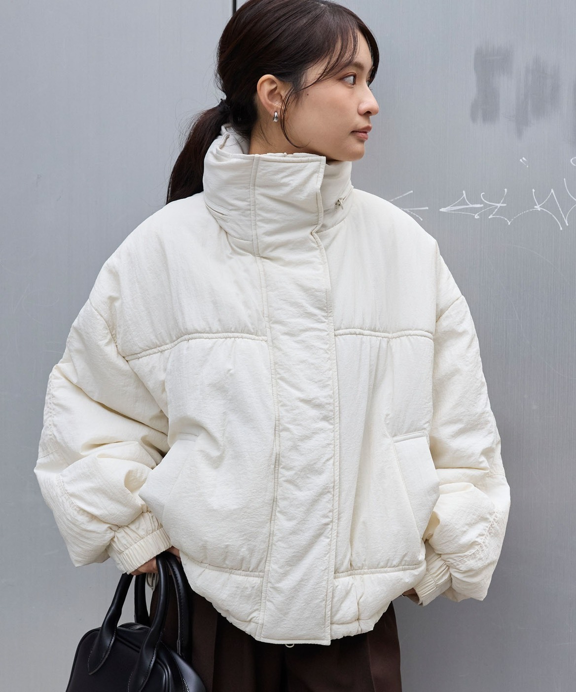 日本 MONO-MART 防潑水 抽繩 蓬鬆袖 短版 加厚 帽子 可拆卸 鋪棉 外套 4色