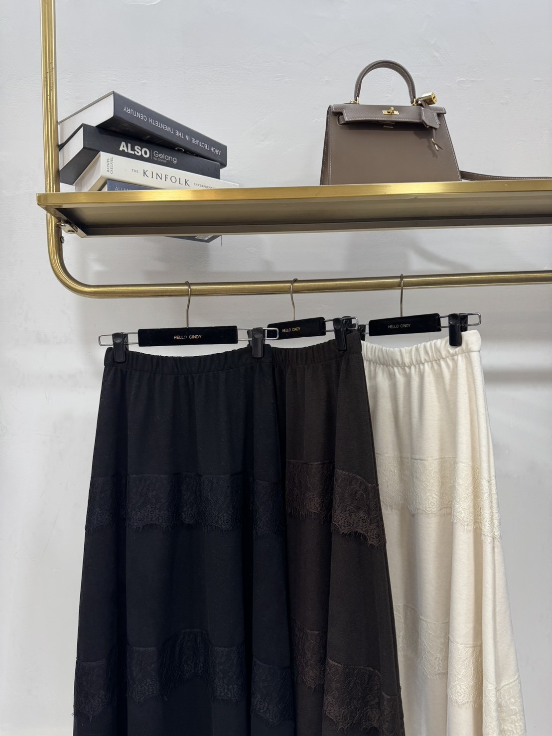 B11032 超美的古典蕾絲微毛料A字長裙