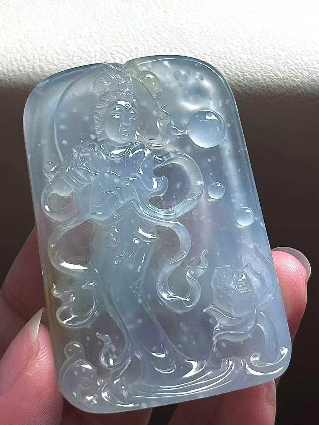 1023351 翡翠黃翡觀音牌