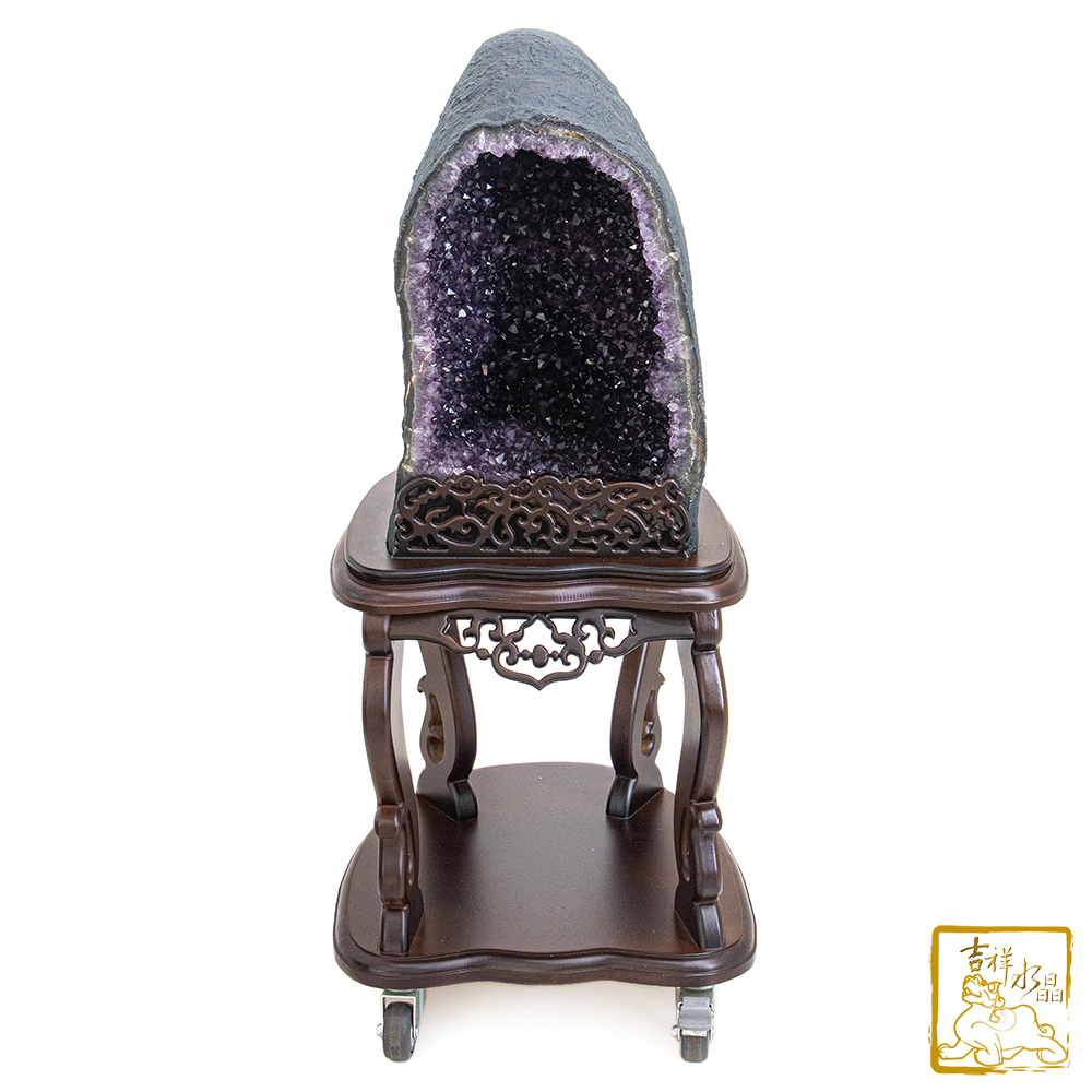 巴西紫水晶洞 61.5kg 官帽 升官發財