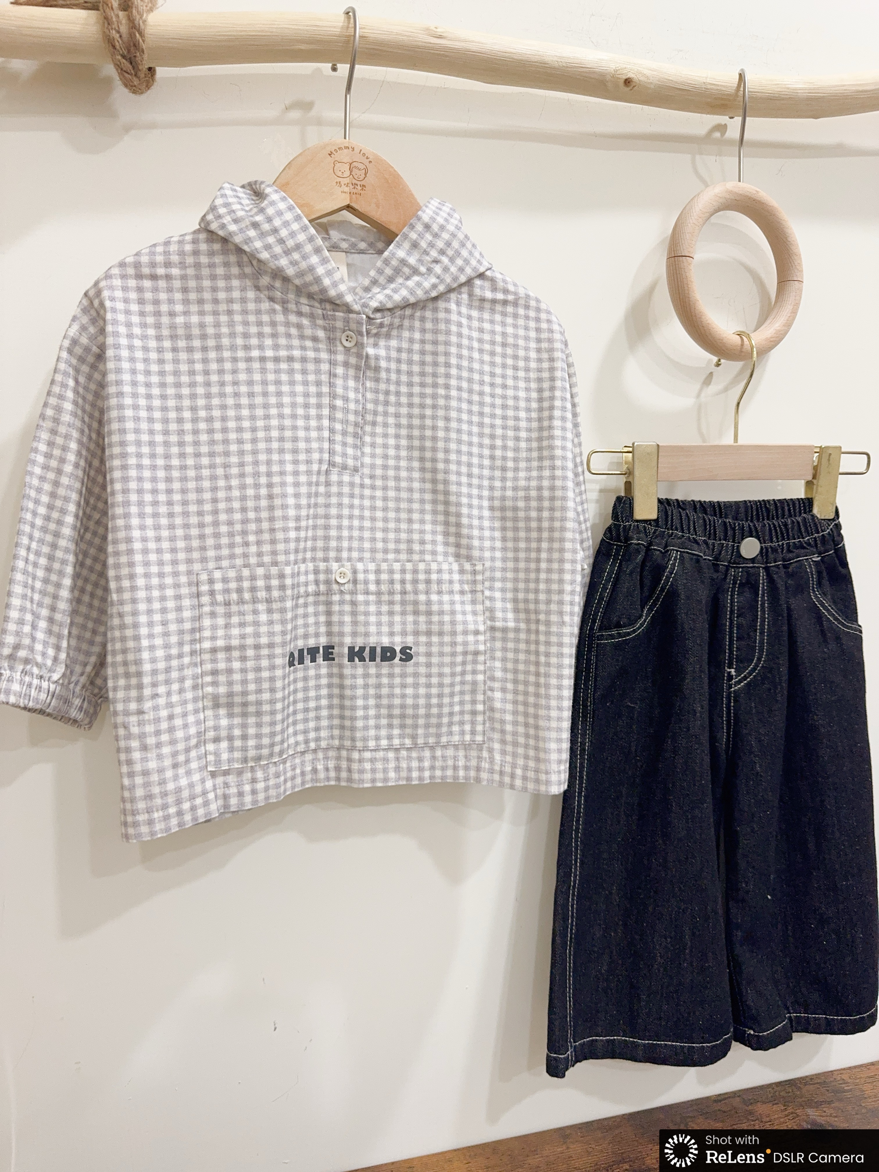 8100男女寶共穿原色牛仔寬褲d09