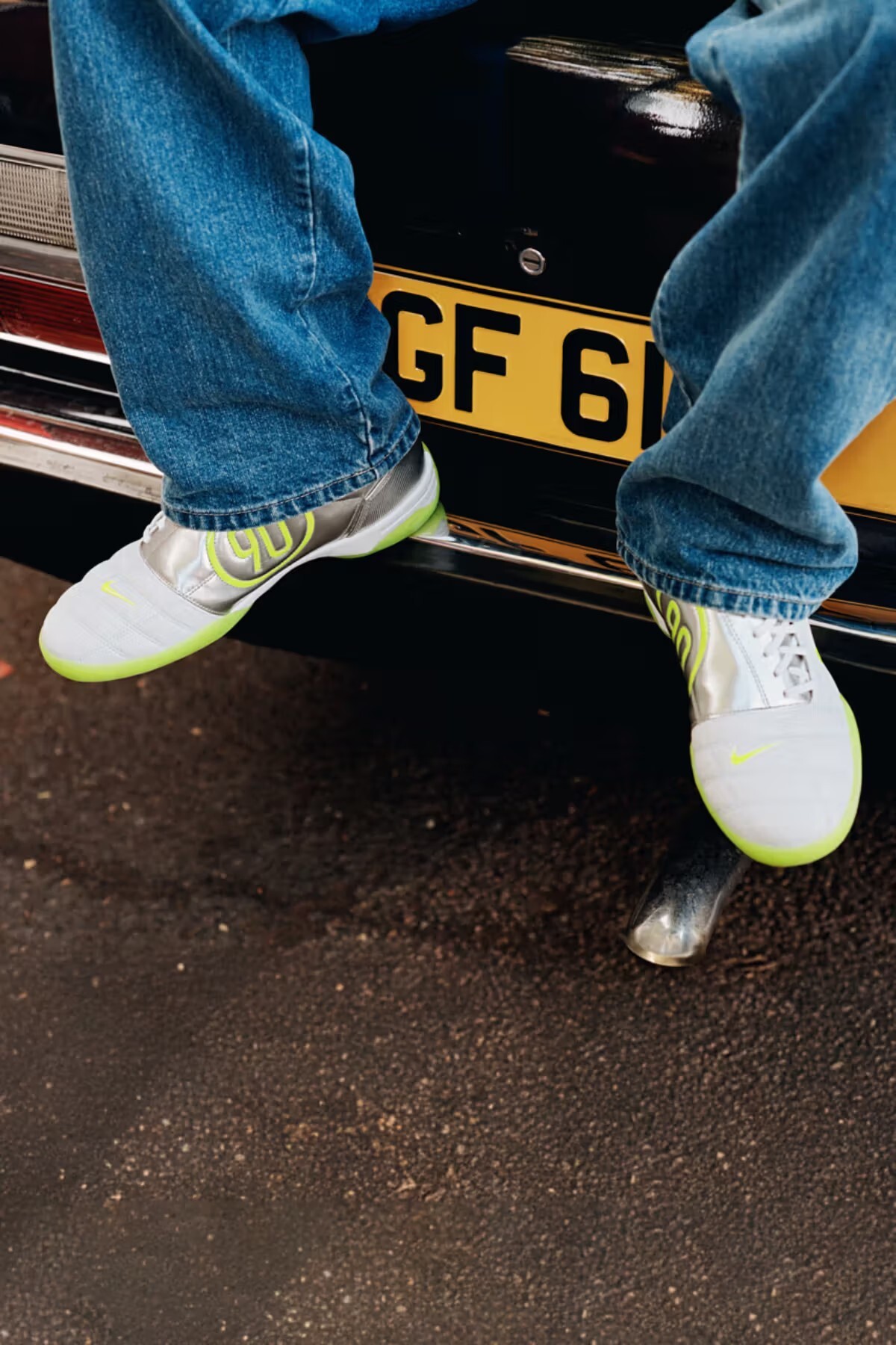 【Focus Store】預購 Palace x Nike Total 90 3 "White Silver Volt" 銀白 螢光綠 聯名 IM1381-100