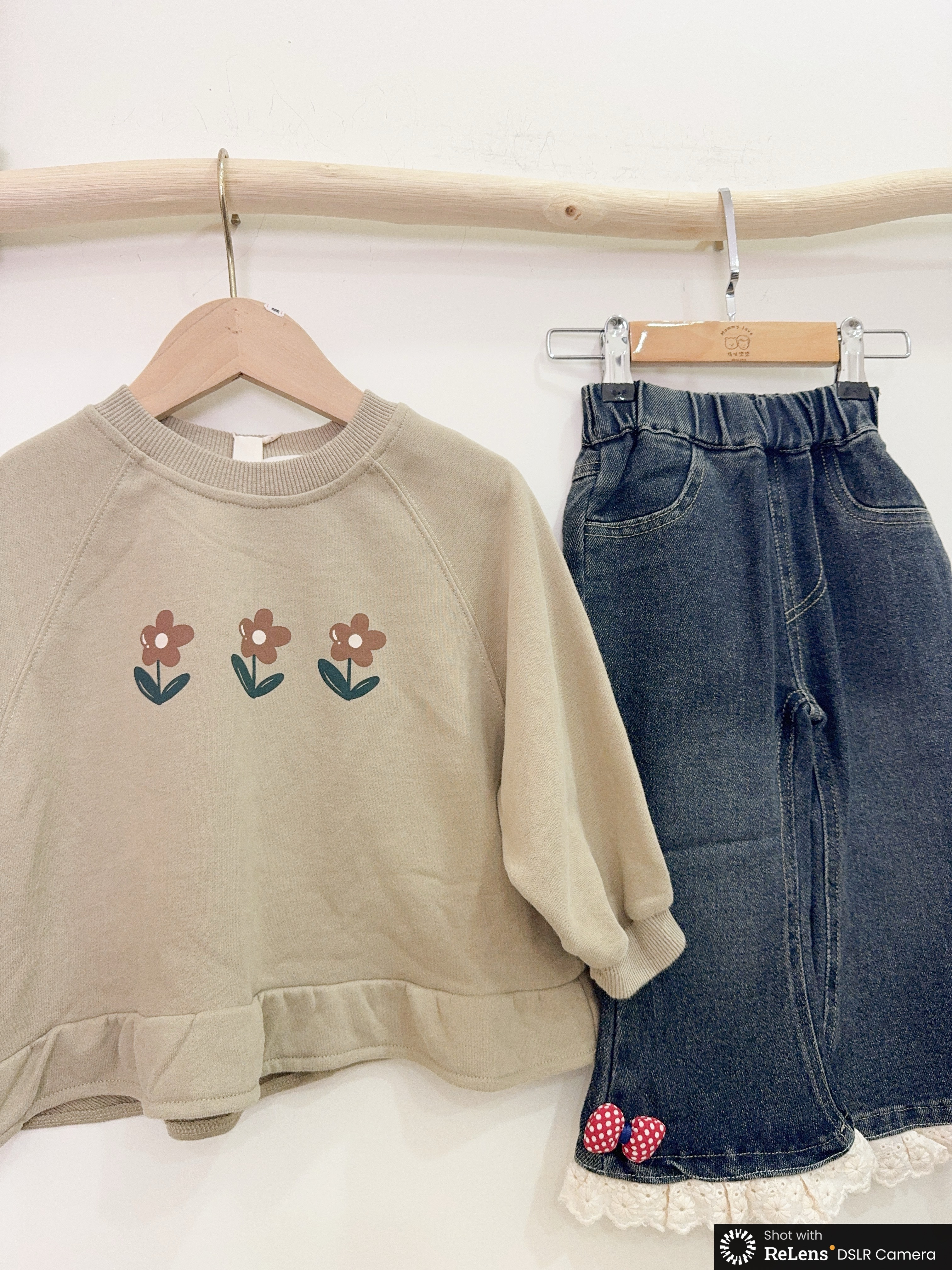 TQ25151三朵花傘狀上衣e12