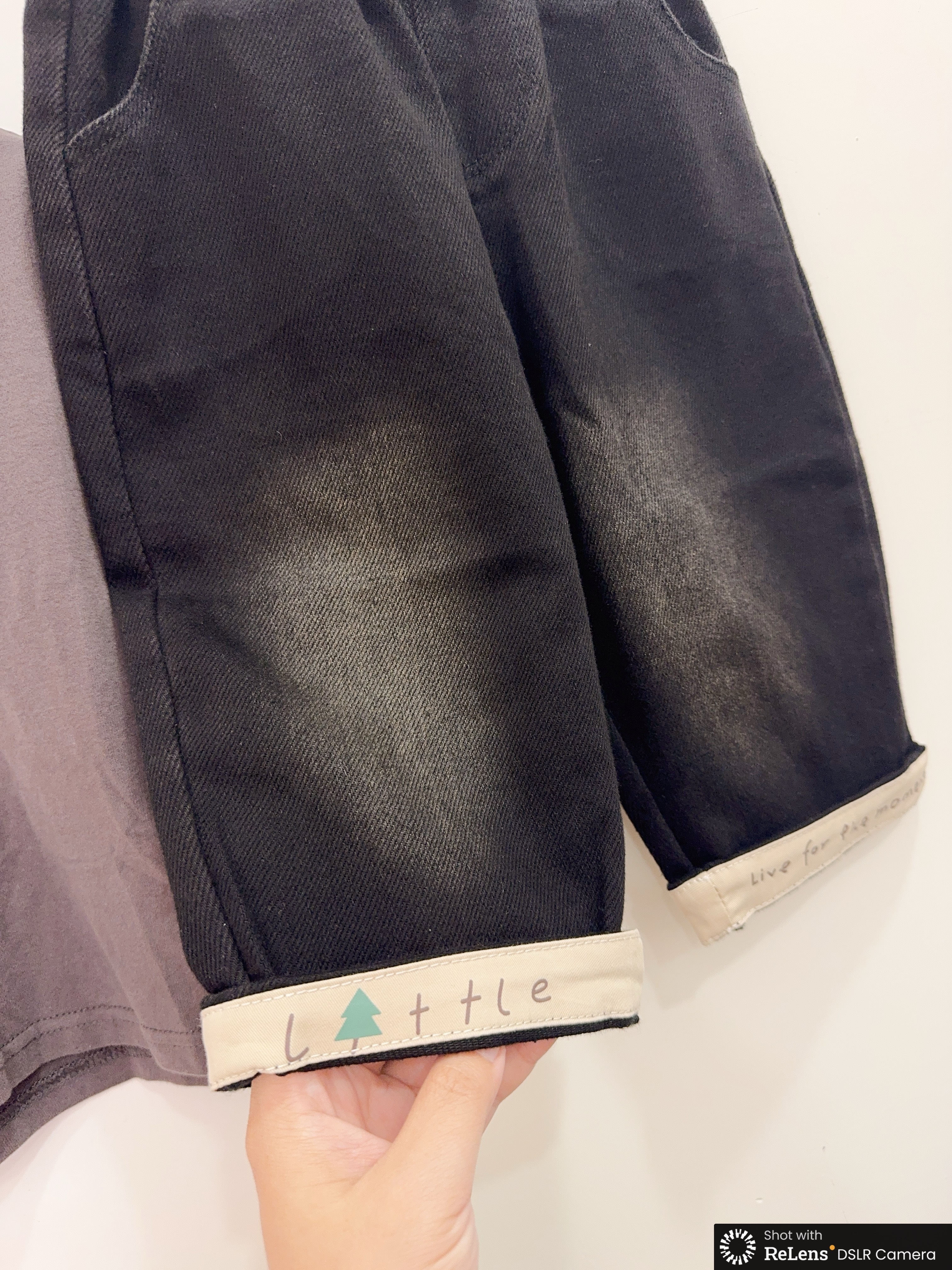 H3957褲腳小細節熊熊斜紋長褲e18