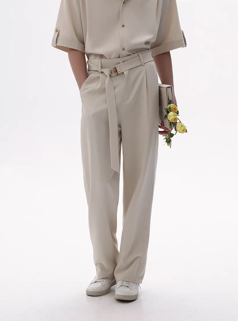 103. Beige High-Waisted Wide-Leg Trousers With Belt