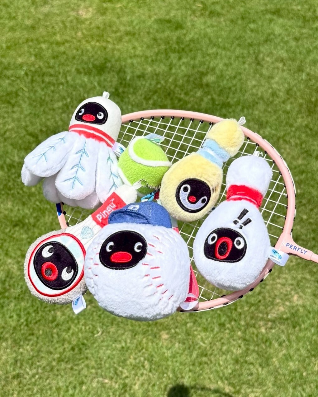 <正版授權>PINGU 企鵝家族 運動系列 毛絨吊飾 網球 壺鈴 保齡球 羽球 拳擊手套 鑰匙圈