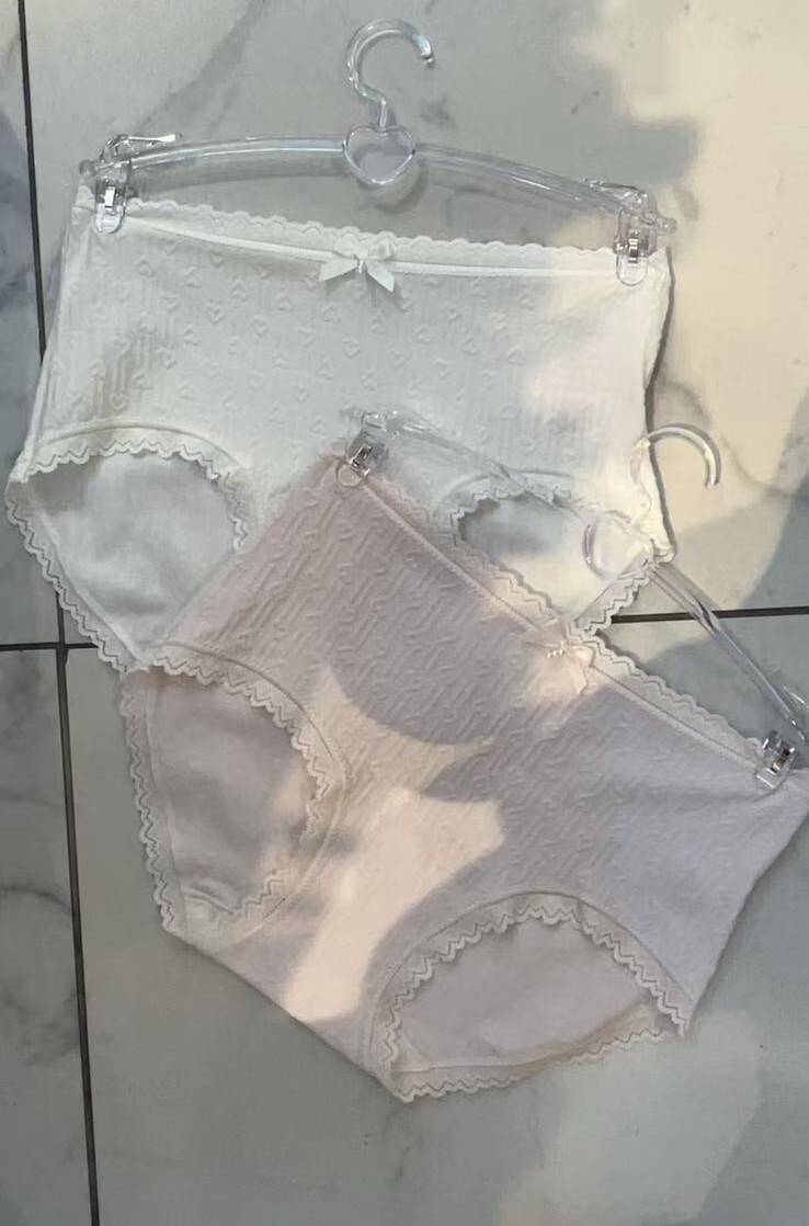 HH24 $199 MADE IN KOREA