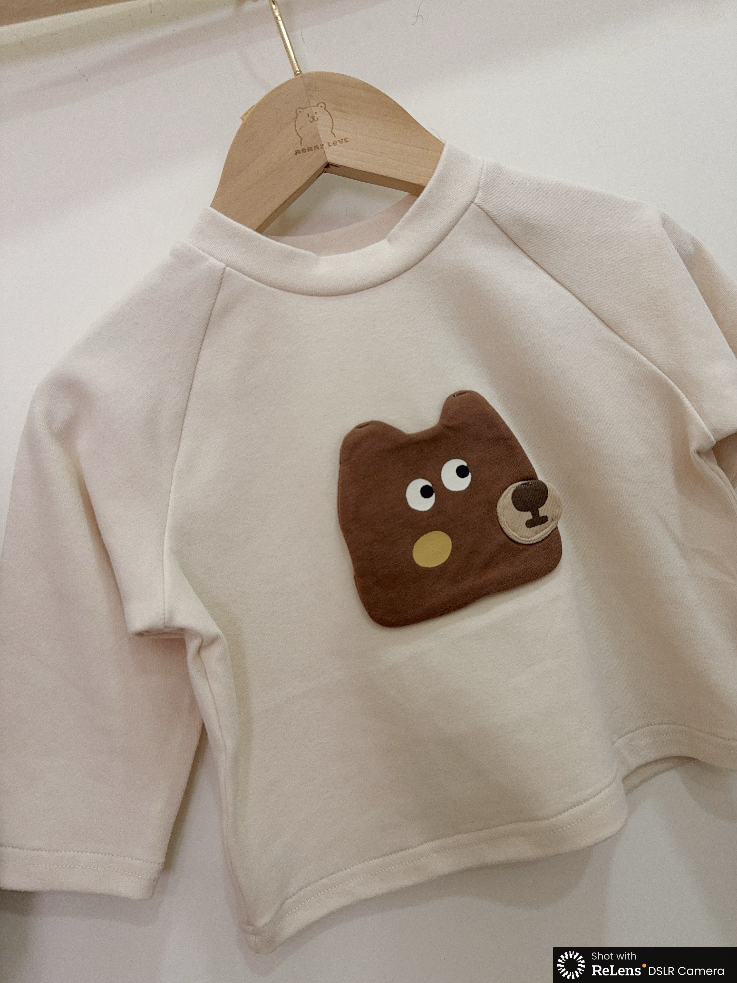 wz35120立體狗狗磨毛上衣