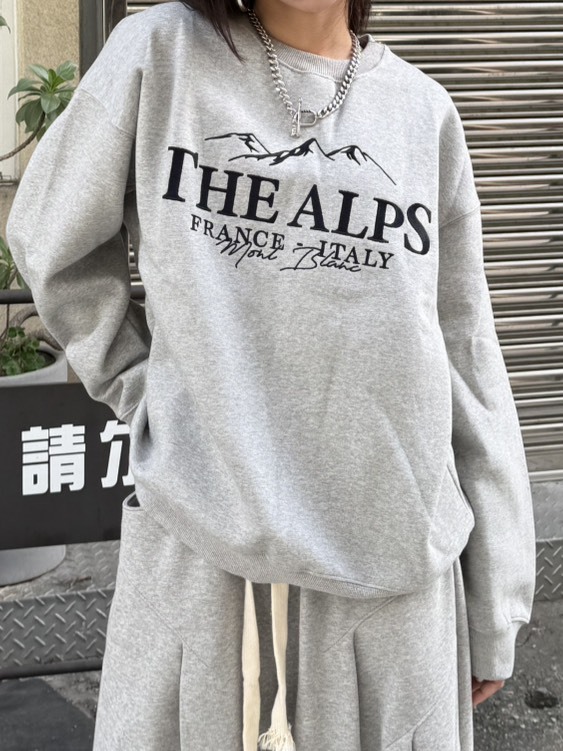 寬短版雪山大學踢