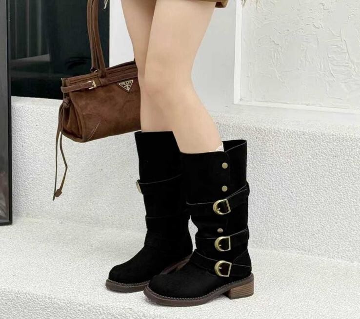 DD01 牛皮  1,5 寸高  正常碼 SIZE:225-250 $599  韓國牌子 中國製造 校長自留款❤️