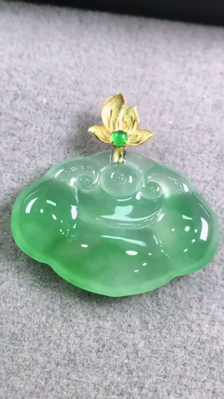 102333 翡翠如意頭