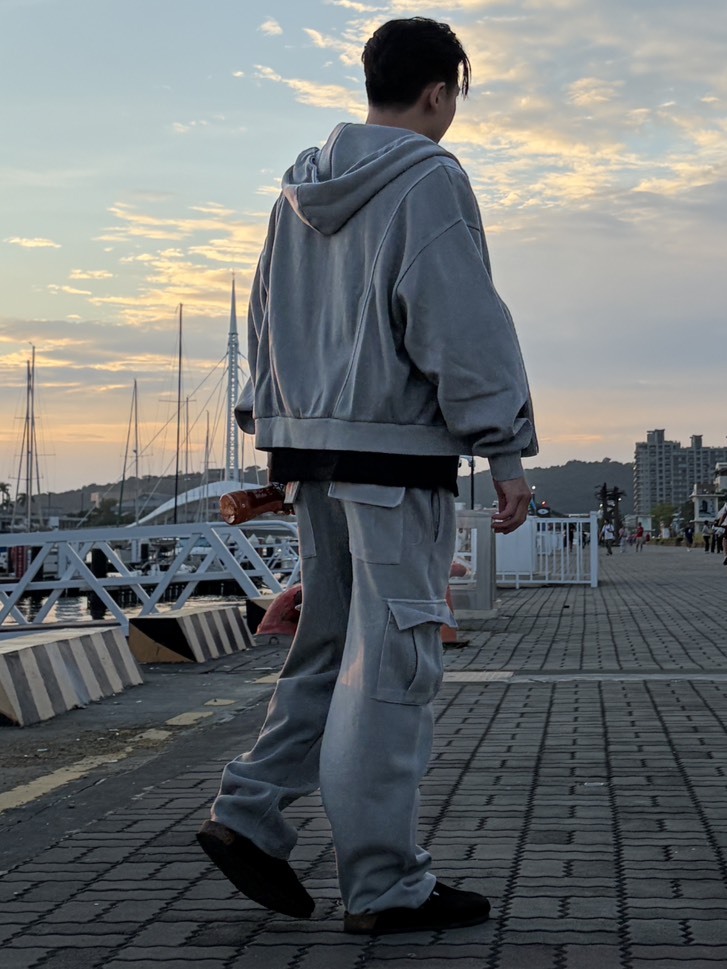 多口袋造型套裝