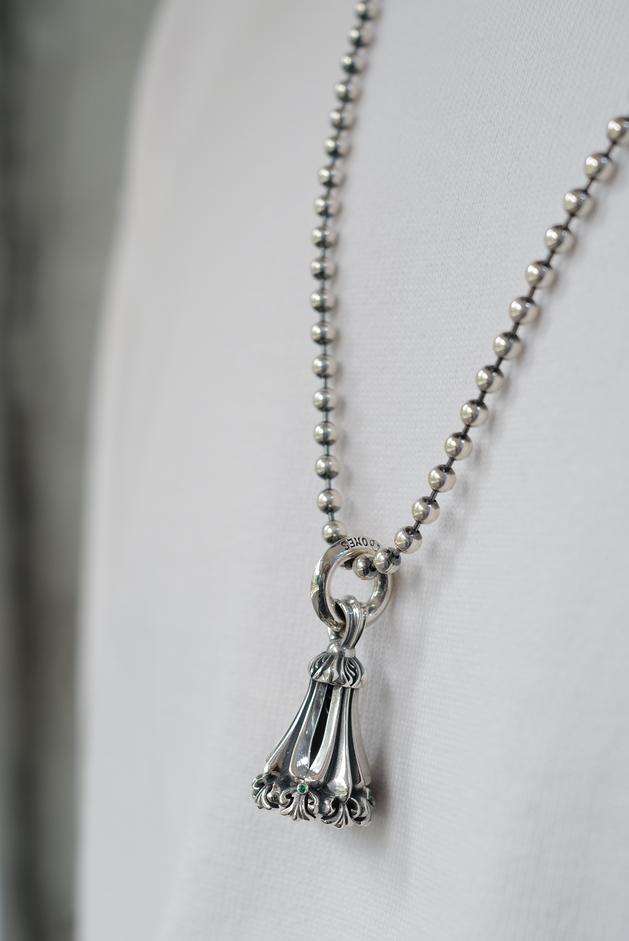 CHROME BELL S W/4 EMERALDS