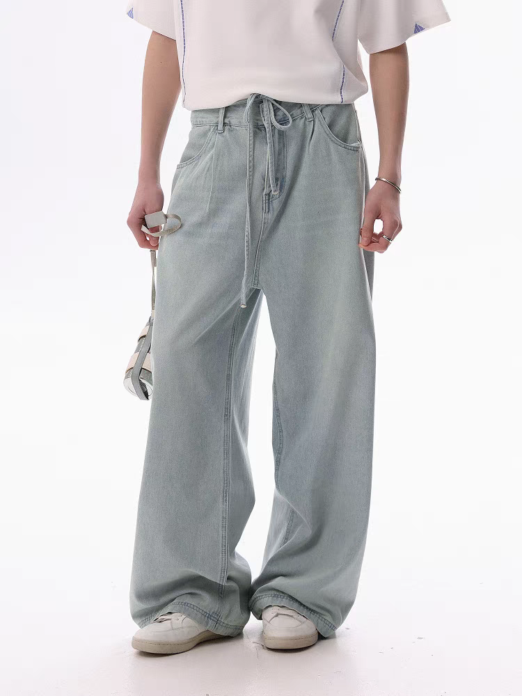 117. Light Wash Wide-Leg Jeans With Drawstring