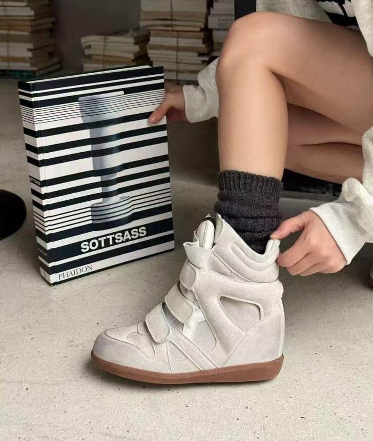 DD13   內高2寸半   足碼   SIZE:225-250 $599 韓國牌子 中國製造