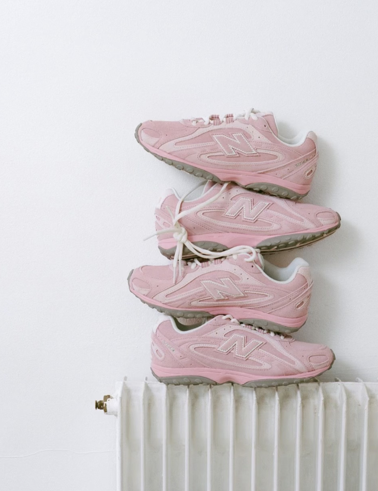 代購-<張員瑛同款> New Balance 204L NB 復古粉紅跑鞋 男女同款 U204LMMD