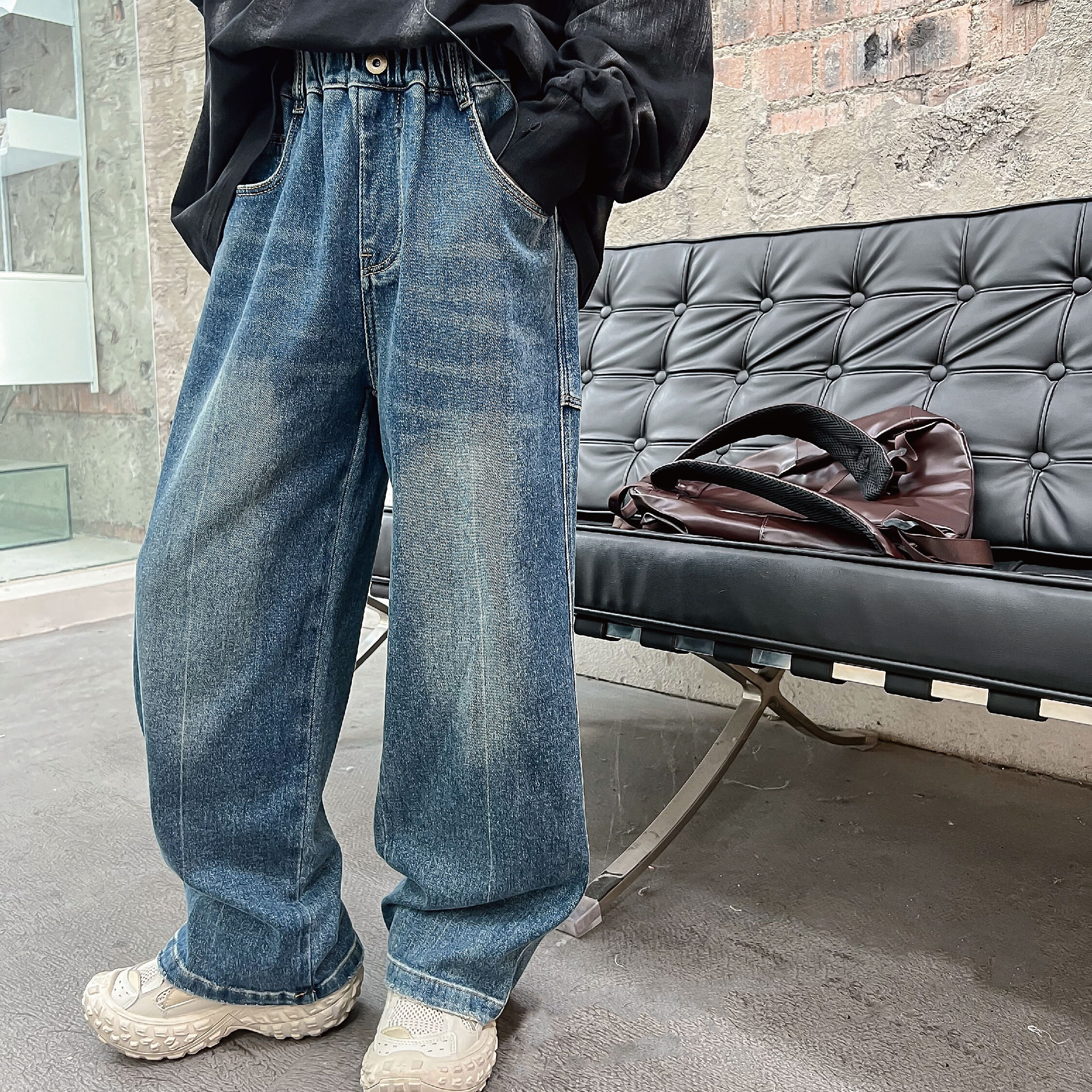 【H35166】質感鈕釦直筒牛仔長褲