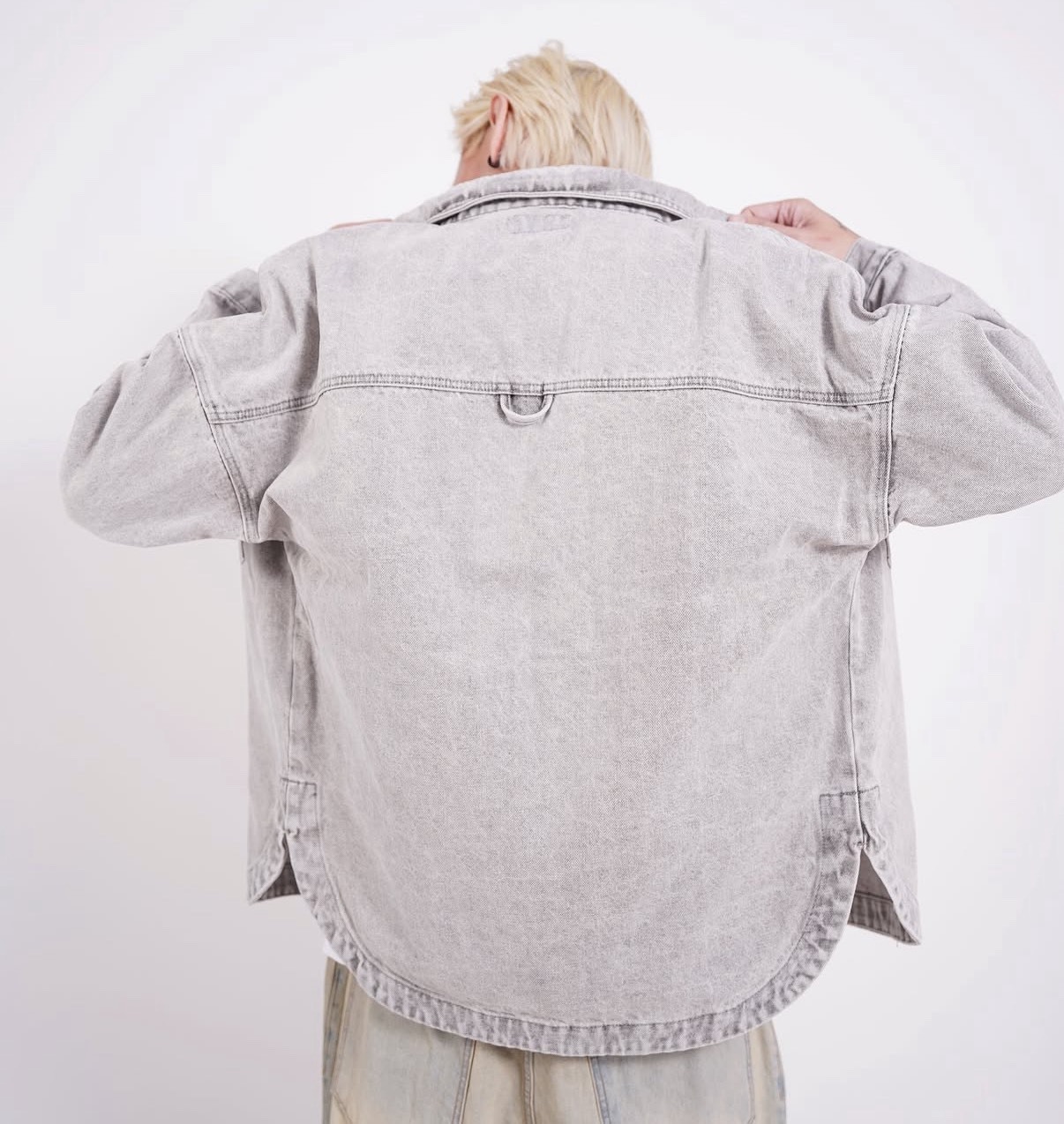 重磅水洗牛仔拉環外套