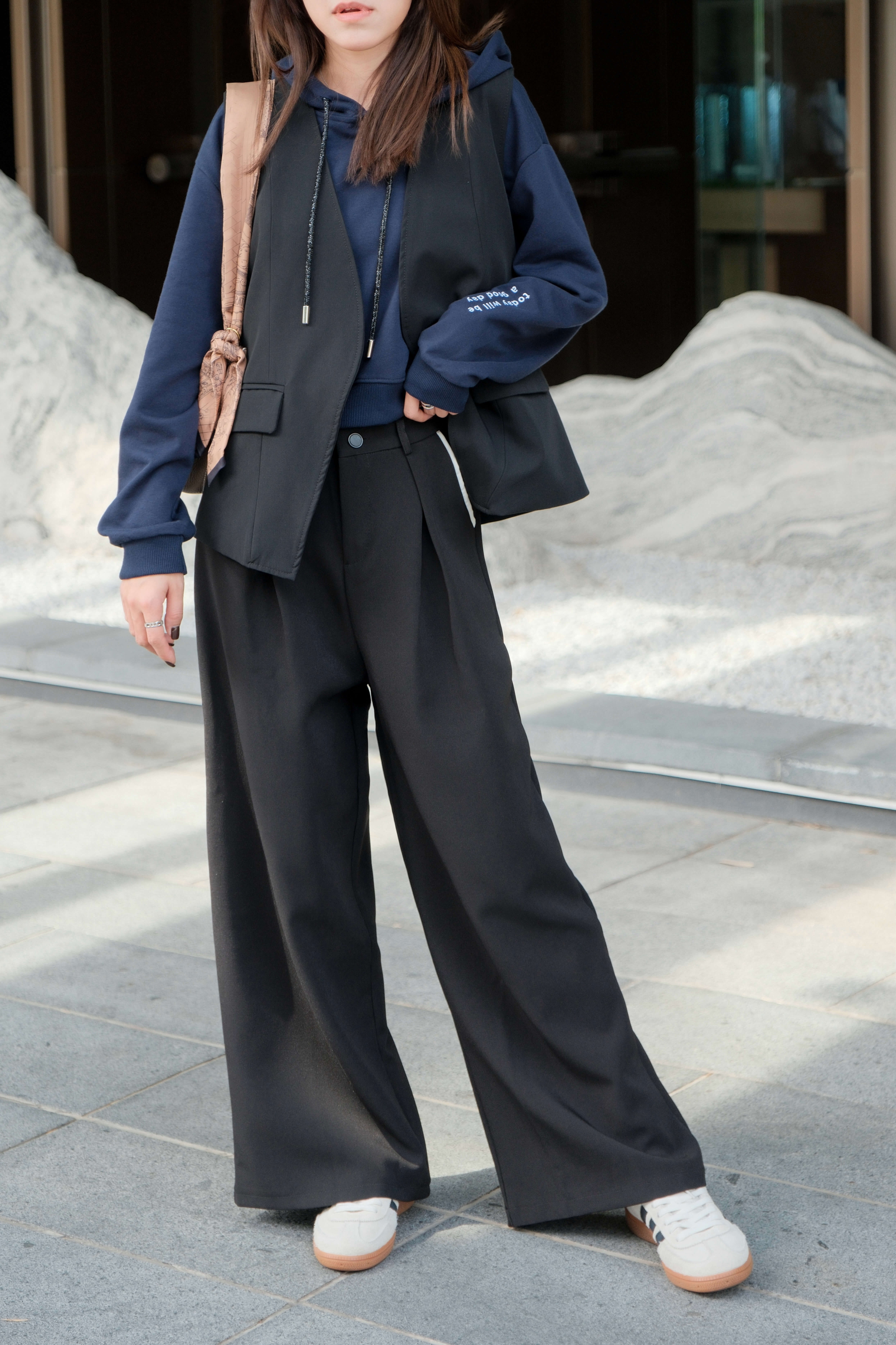 Contrasting Trim Wide Leg Pants_PT2410L18