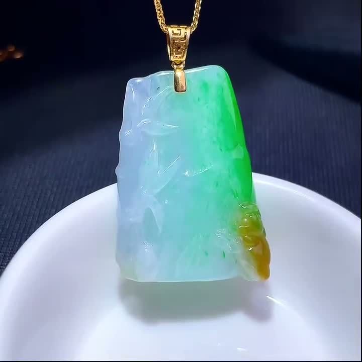 1023416 翡翠竹節吊墜