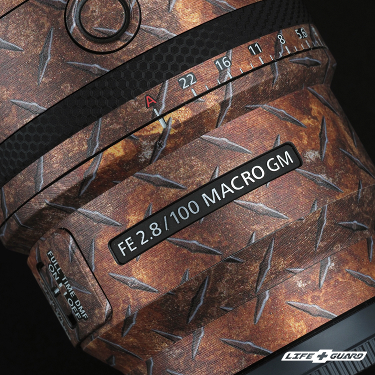 SONY FE 100mm F2.8 Macro GM OSS 專機專屬鏡頭貼膜特寫，LIFE+GUARD IPRT 設計風格