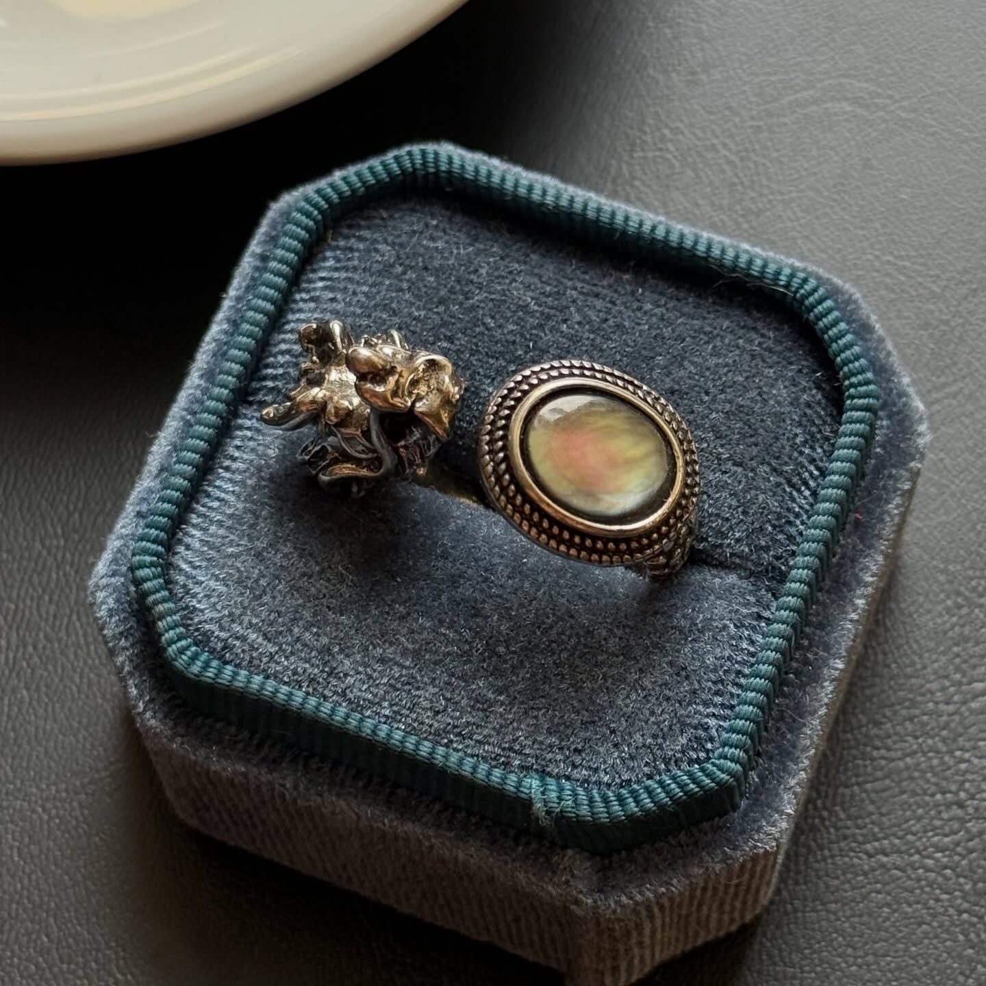 [原石]  黑母貝 龍 戒指