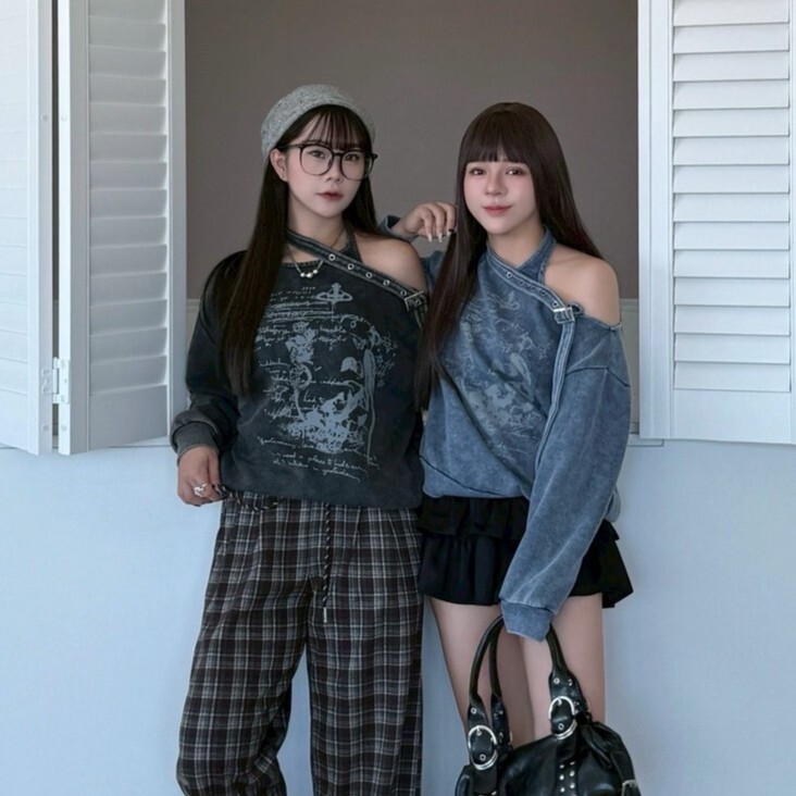 迷霧舊夢 街頭感掛脖斜肩寬鬆上衣