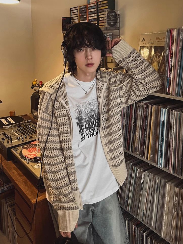 橫間連帽拉鍊針織外套 WEEKEND-032JK