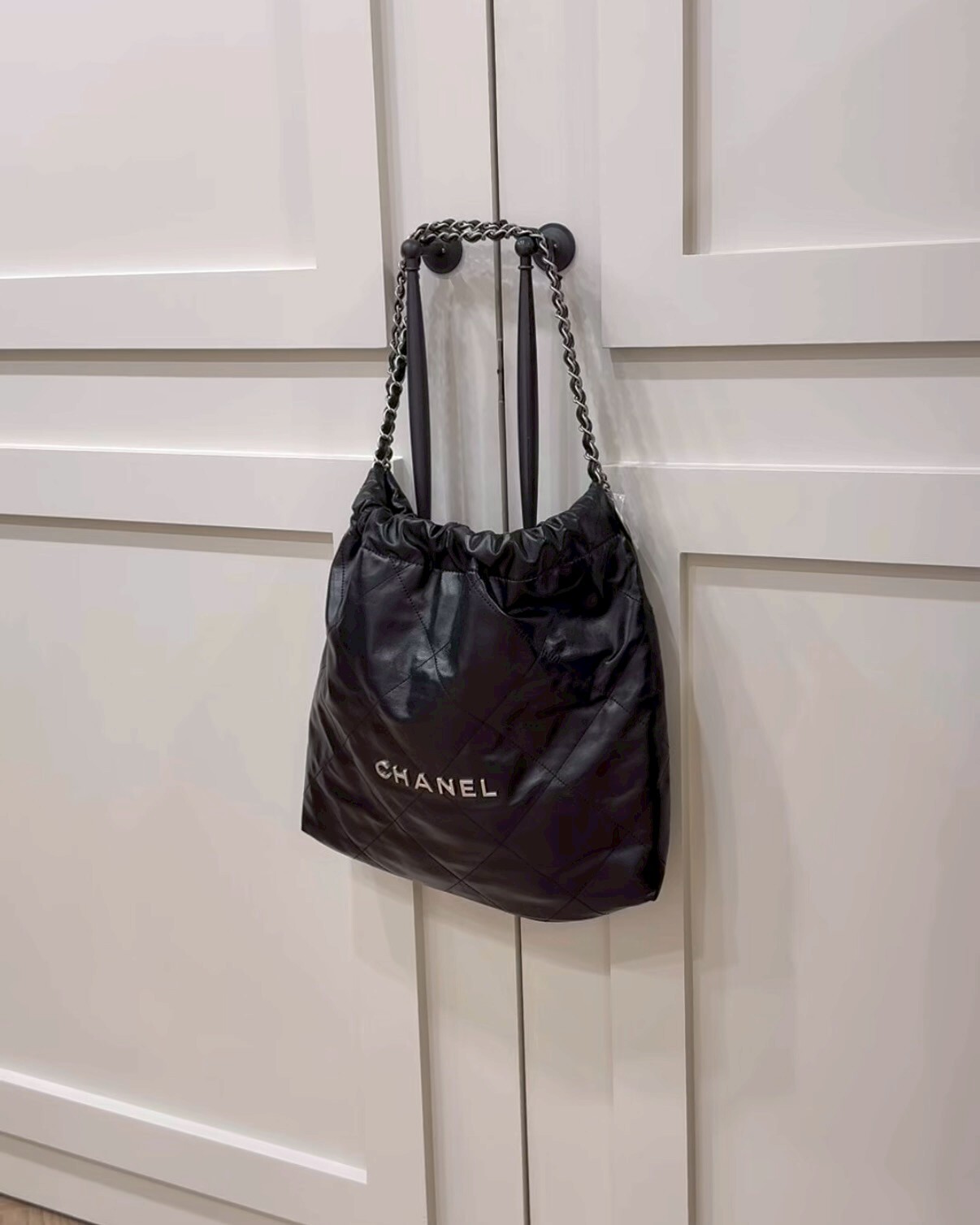 CHANEL｜22BAG 中號 黑銀