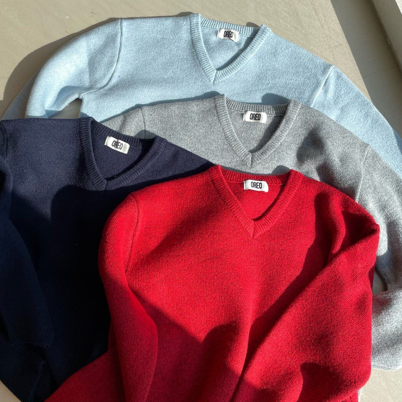 淨色V領針織衫 OREO-128T