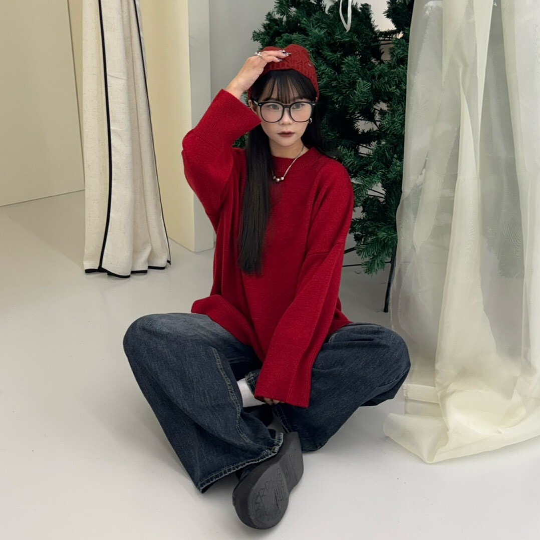 一天一色📅 厚實感側開衩圓領針織毛衣