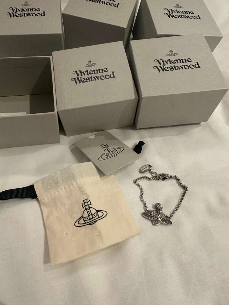 【直播】Vivienne Westwood LL110553 愛心行星手鏈