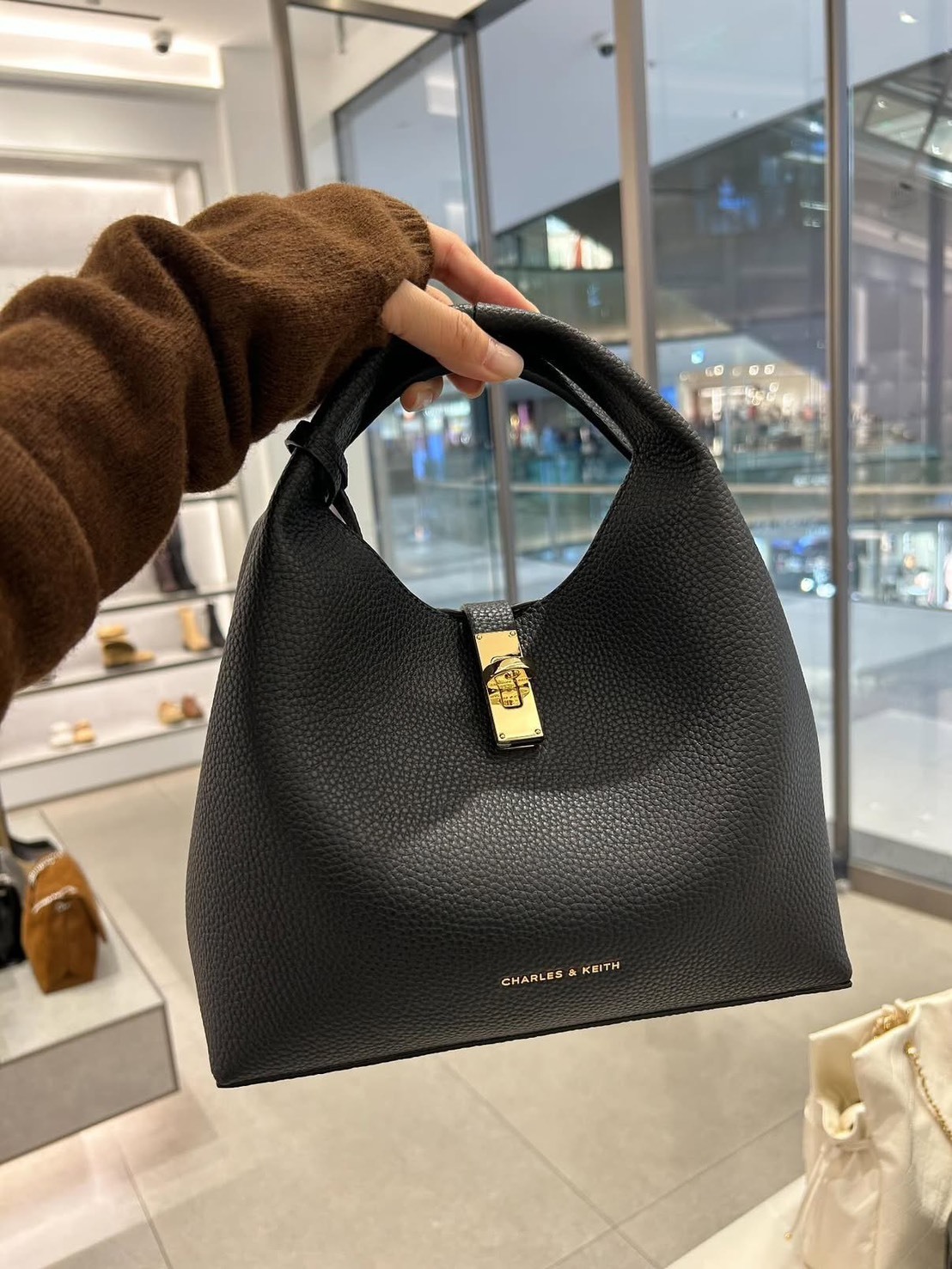 CHARLES & KEITH 小CK 飯盒包