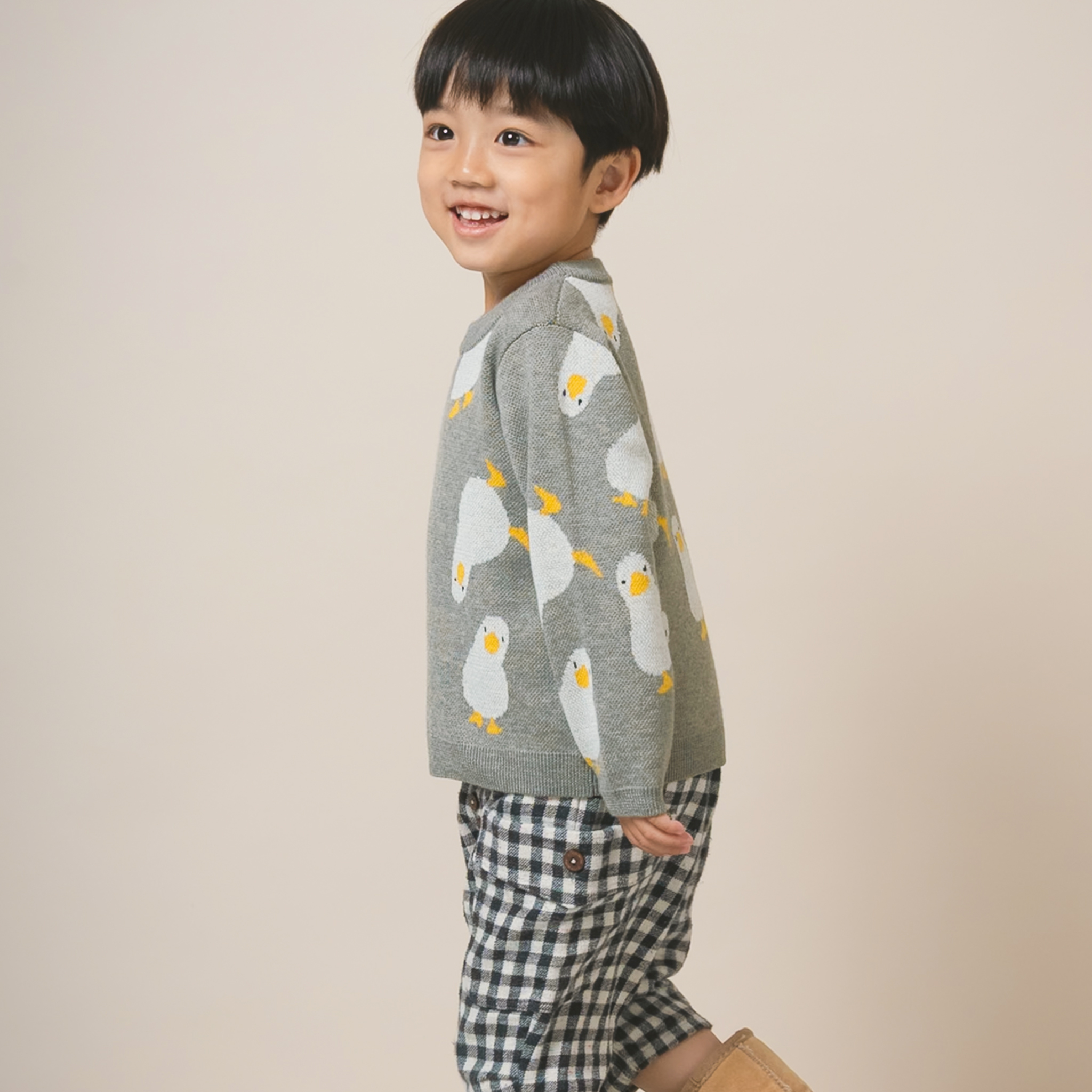 〖 Ami Amie 〗灰色小鴨羊毛針織上衣