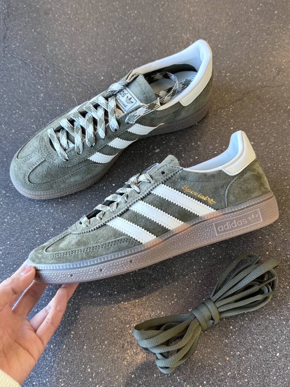 ADIDAS HANDBALL SPEZIAL 調色盤系列 橄欖綠 灰綠 編織鞋帶 男女鞋 KI5940 / 預購