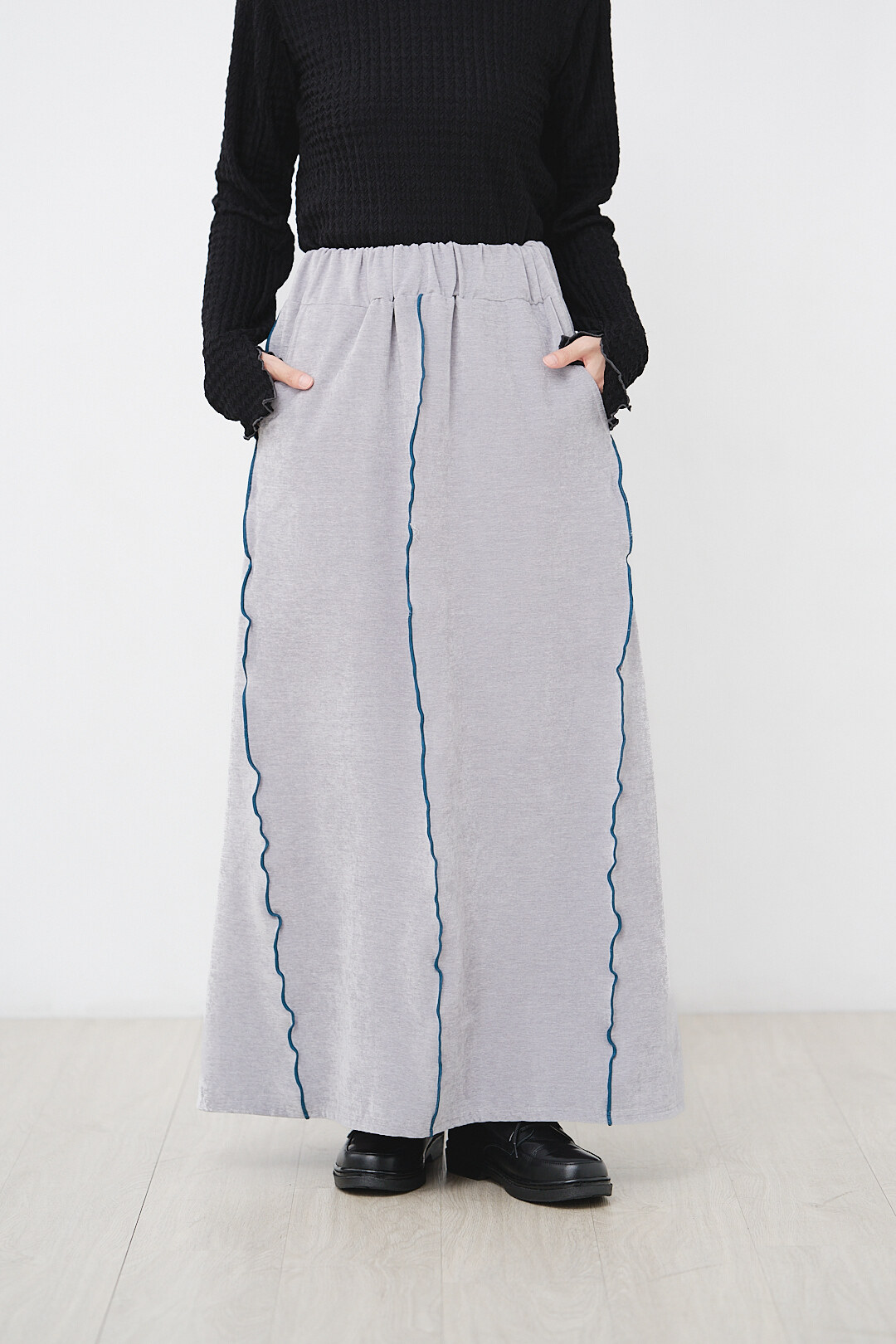 (限量)詩意時光軸！竹節絨荷葉邊裙(三色-灰)