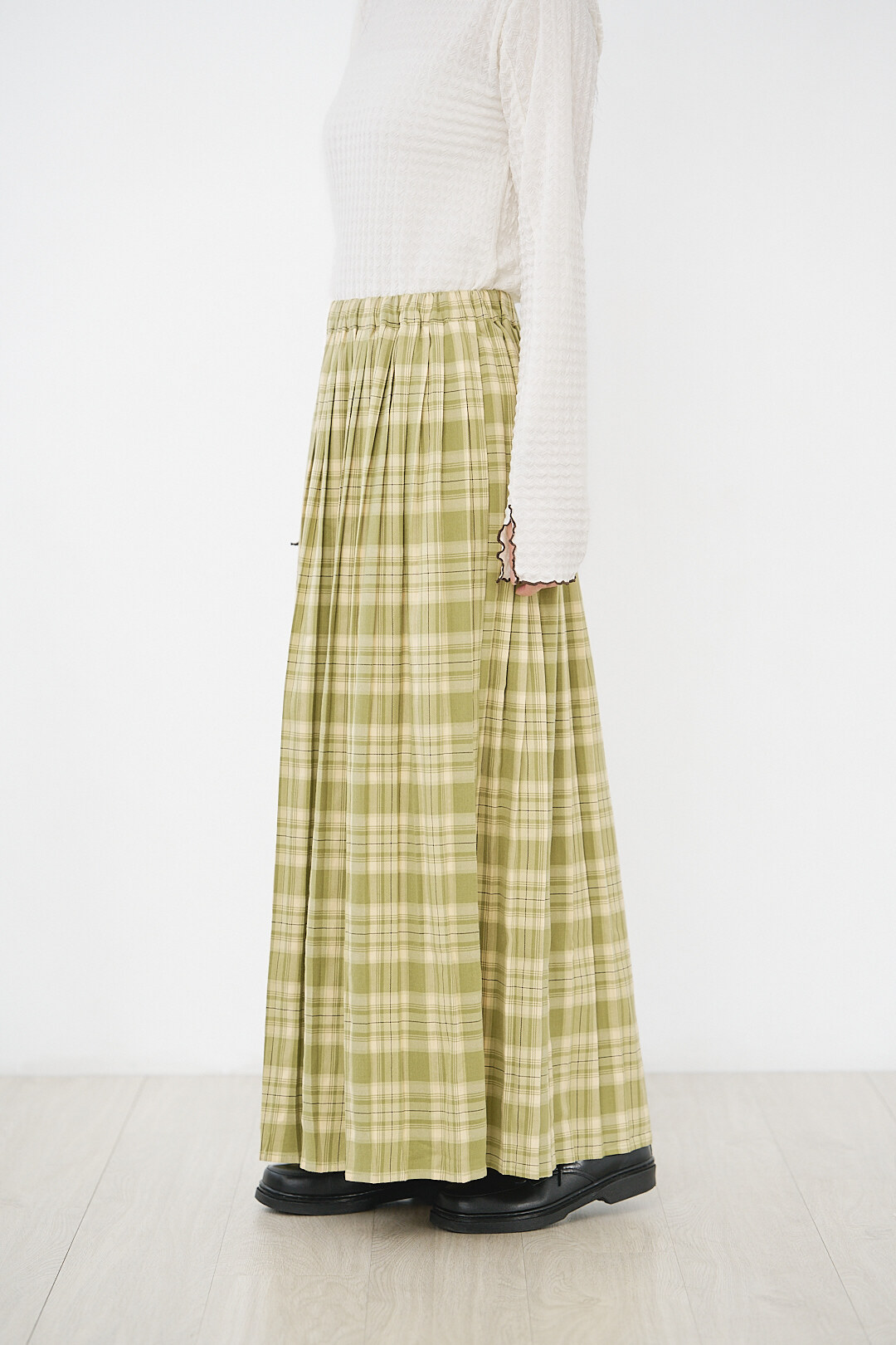 風鈴裙擺時！自然色調壓褶裙(兩色-黃綠)